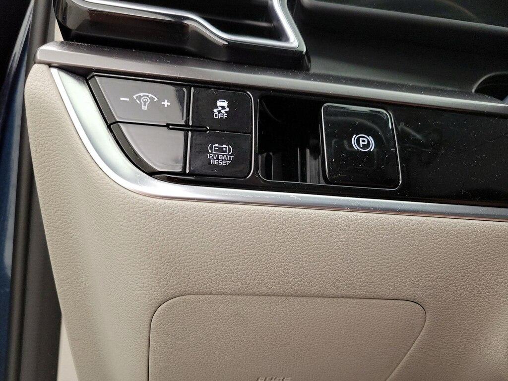 used 2023 Kia Sportage Hybrid car, priced at $27,998