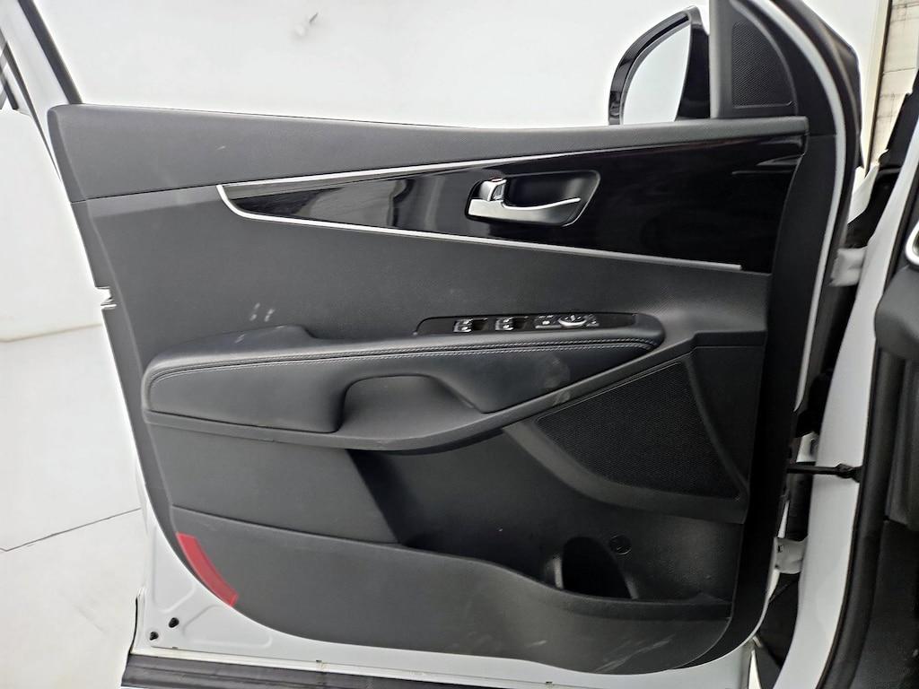 used 2020 Kia Sorento car, priced at $17,998
