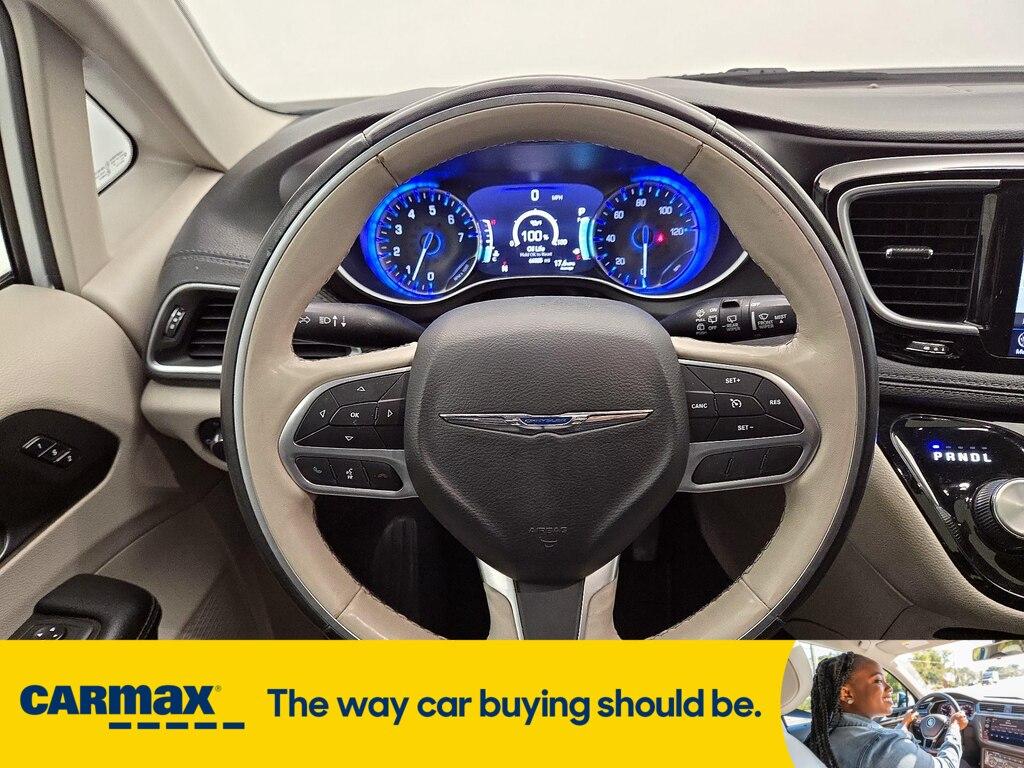 used 2020 Chrysler Pacifica car, priced at $23,998