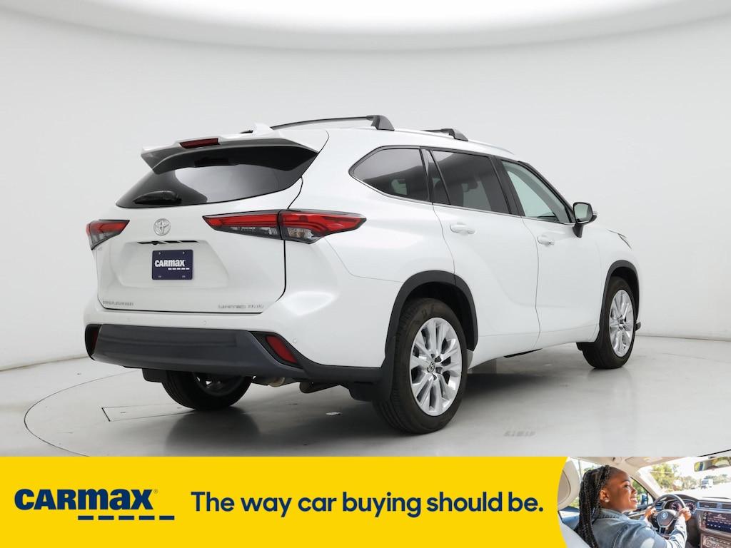 used 2023 Toyota Highlander car, priced at $48,998