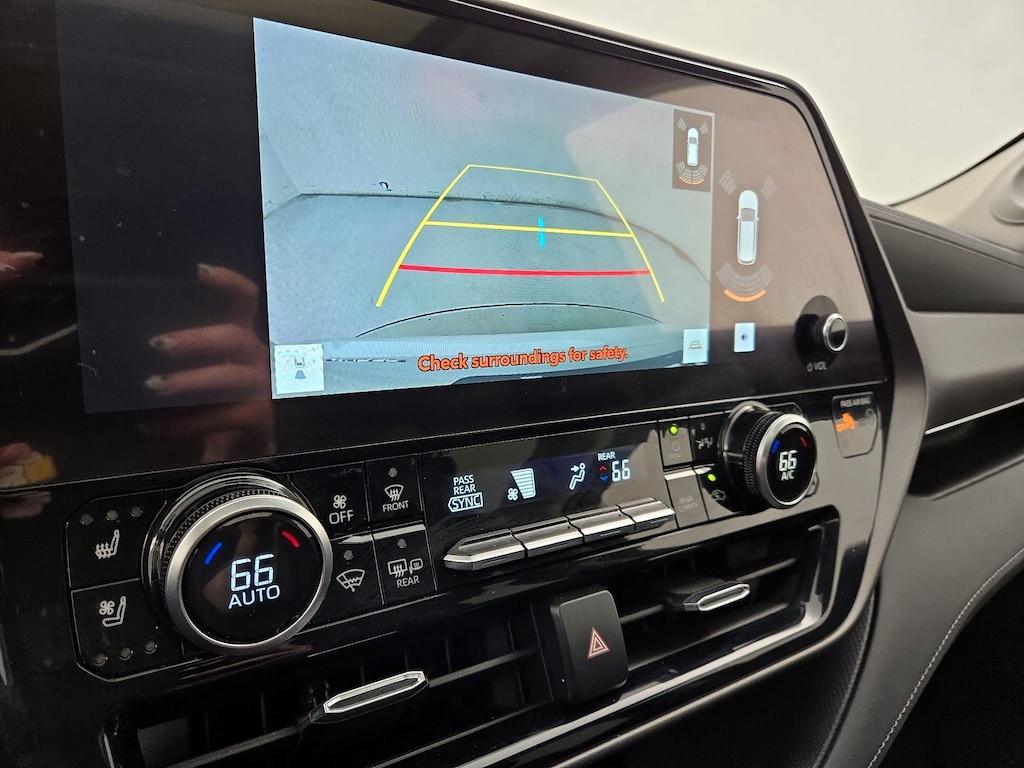 used 2023 Toyota Highlander car, priced at $48,998