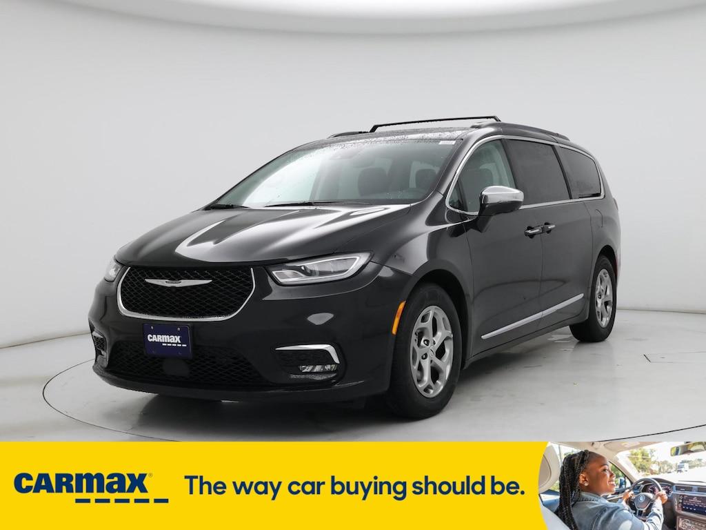 used 2022 Chrysler Pacifica car, priced at $28,998