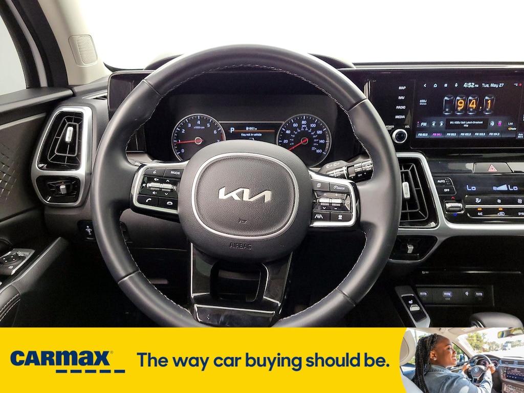used 2022 Kia Sorento car, priced at $34,998