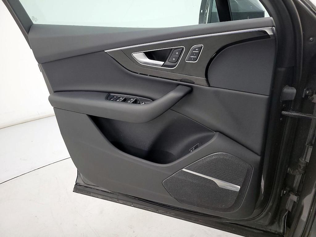 used 2019 Audi Q7 car, priced at $28,998