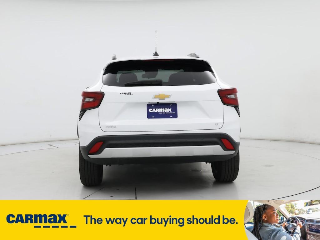 used 2024 Chevrolet Trax car, priced at $22,998