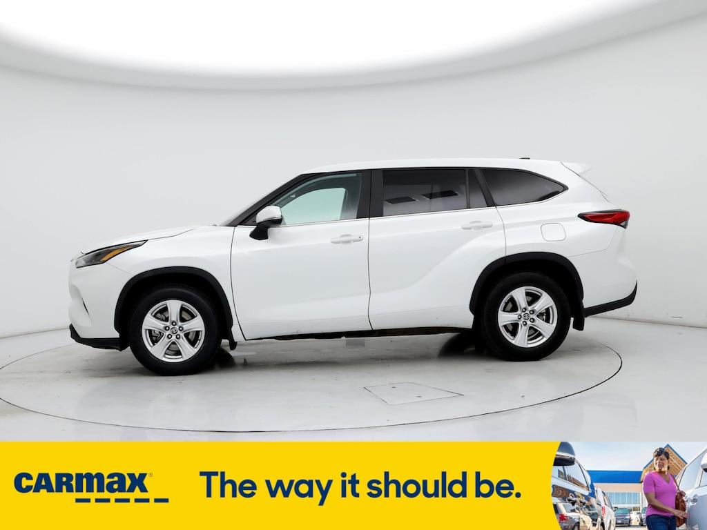 used 2023 Toyota Highlander car, priced at $31,998