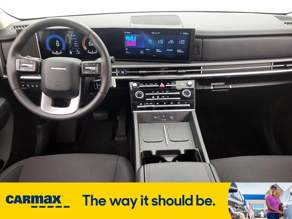 used 2025 Hyundai Santa Fe car, priced at $35,998