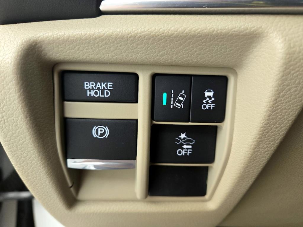 used 2018 Acura MDX car, priced at $19,998