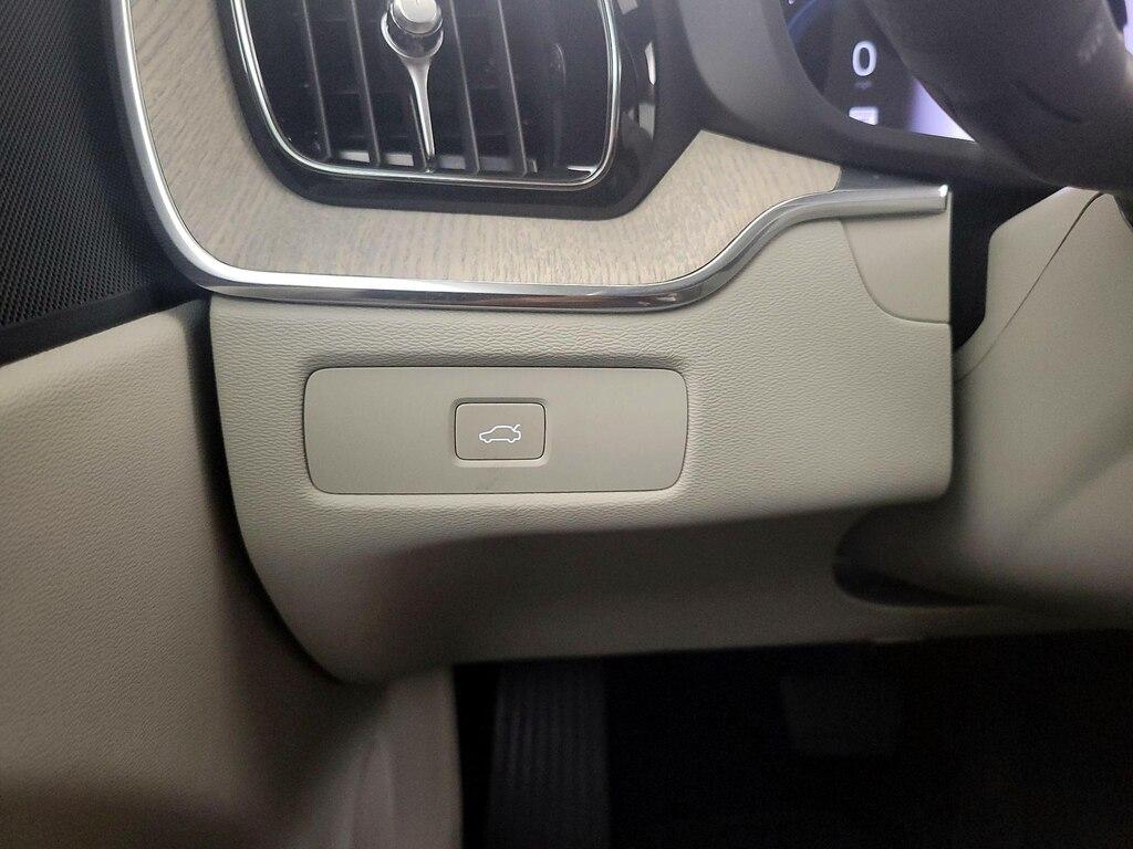 used 2023 Volvo XC60 car, priced at $33,998