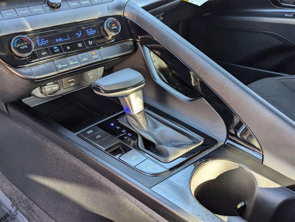 new 2025 Hyundai ELANTRA HEV car, priced at $29,230