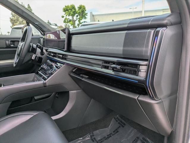 new 2025 Hyundai SANTA FE HEV car, priced at $52,554