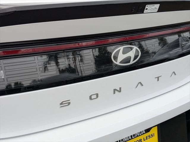 new 2025 Hyundai Sonata Hybrid car, priced at $33,155