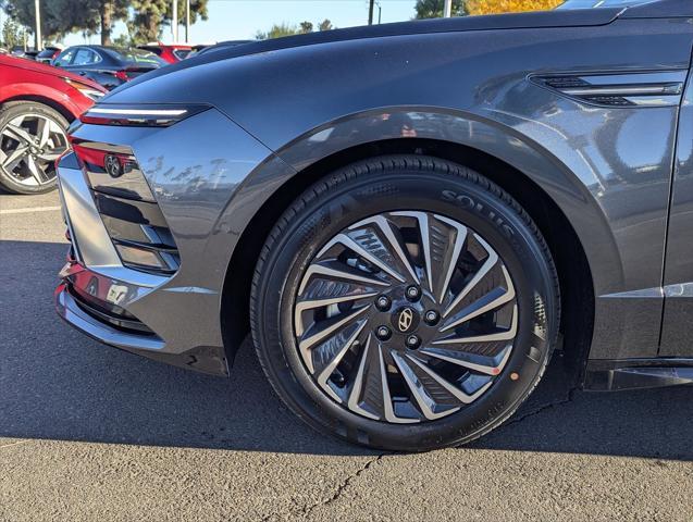 new 2025 Hyundai Sonata Hybrid car, priced at $39,135