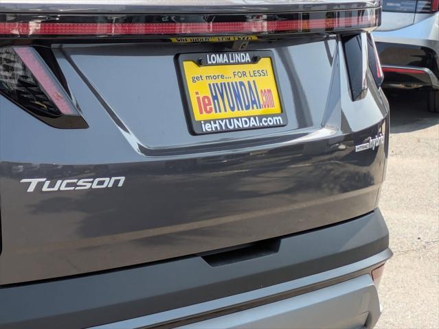 new 2025 Hyundai TUCSON Hybrid car, priced at $38,545