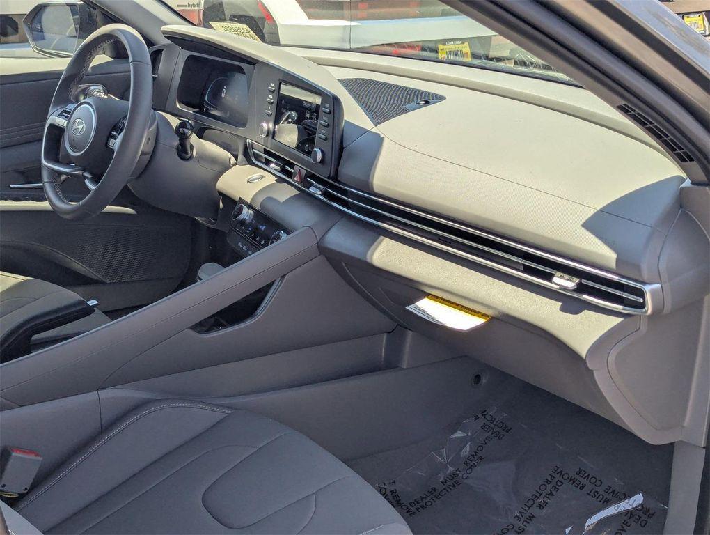 new 2025 Hyundai Elantra car, priced at $25,090