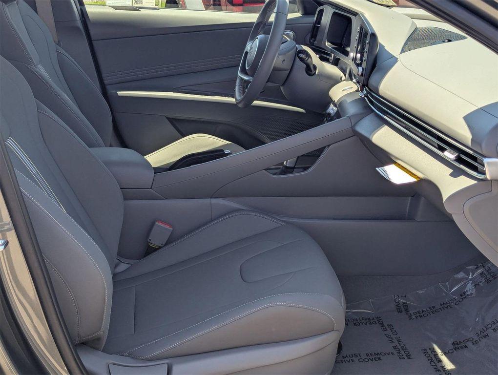 new 2025 Hyundai Elantra car, priced at $25,090