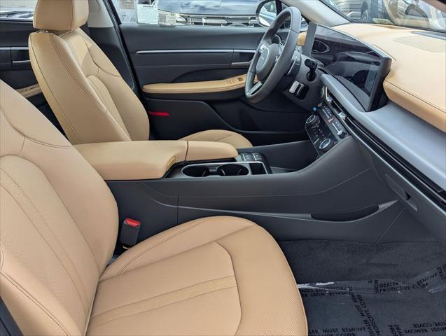 new 2025 Hyundai Sonata Hybrid car, priced at $39,300