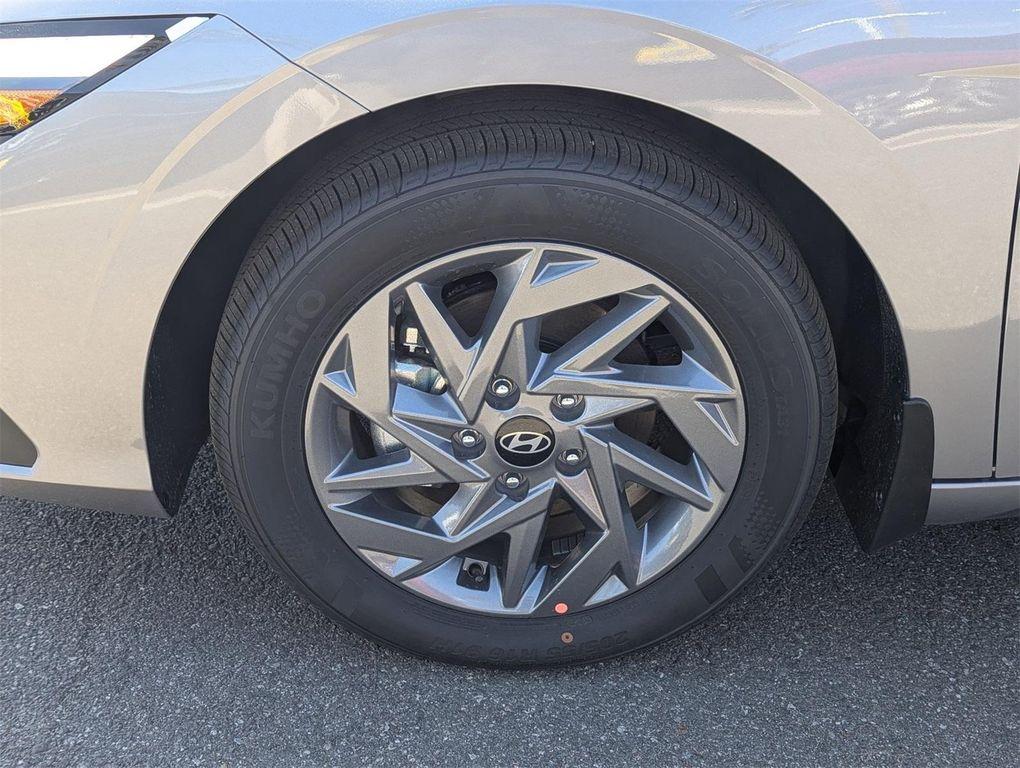 new 2025 Hyundai ELANTRA HEV car, priced at $27,085