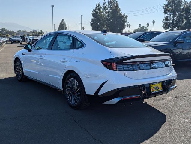 new 2025 Hyundai Sonata Hybrid car, priced at $33,160