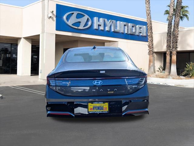 new 2025 Hyundai Sonata Hybrid car, priced at $39,155