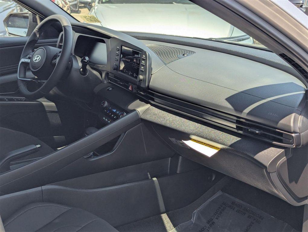 new 2025 Hyundai Elantra car, priced at $25,090
