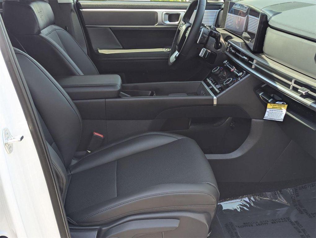 new 2025 Hyundai Santa Fe car, priced at $44,069