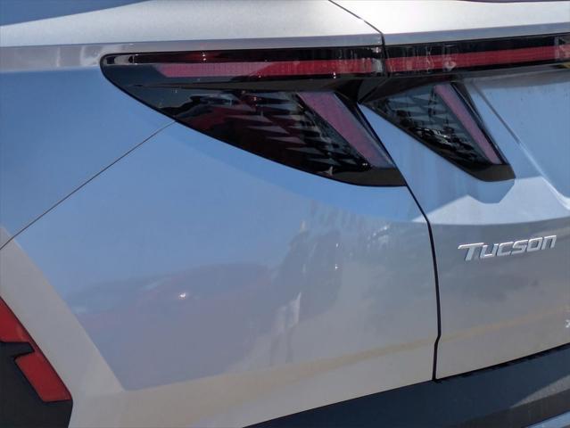 new 2025 Hyundai TUCSON Hybrid car, priced at $38,380