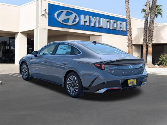 new 2025 Hyundai Sonata Hybrid car, priced at $39,140