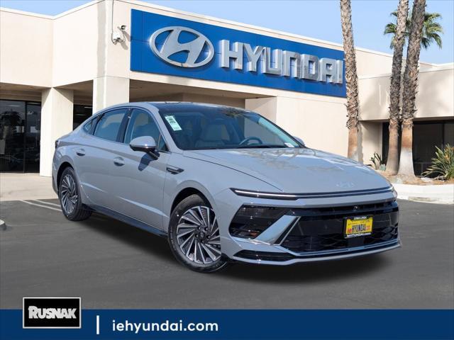 new 2025 Hyundai Sonata Hybrid car, priced at $39,140