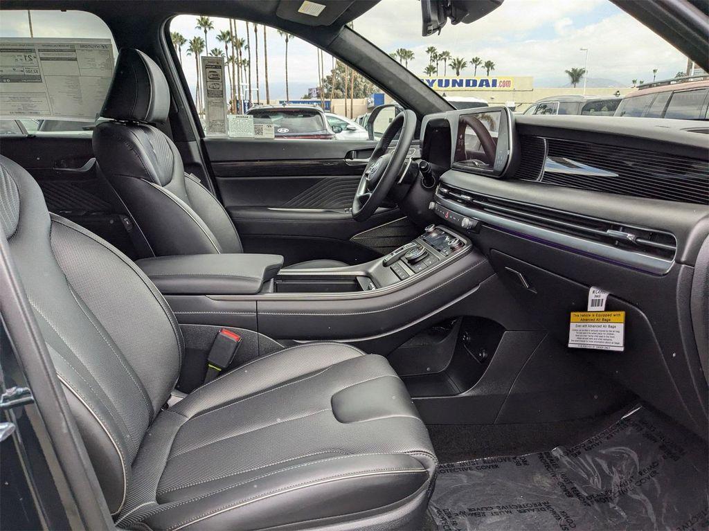 new 2025 Hyundai Palisade car, priced at $55,204