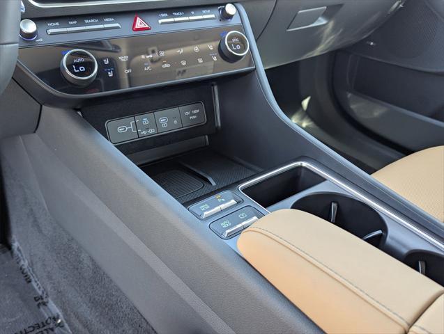 new 2025 Hyundai Sonata Hybrid car, priced at $39,925