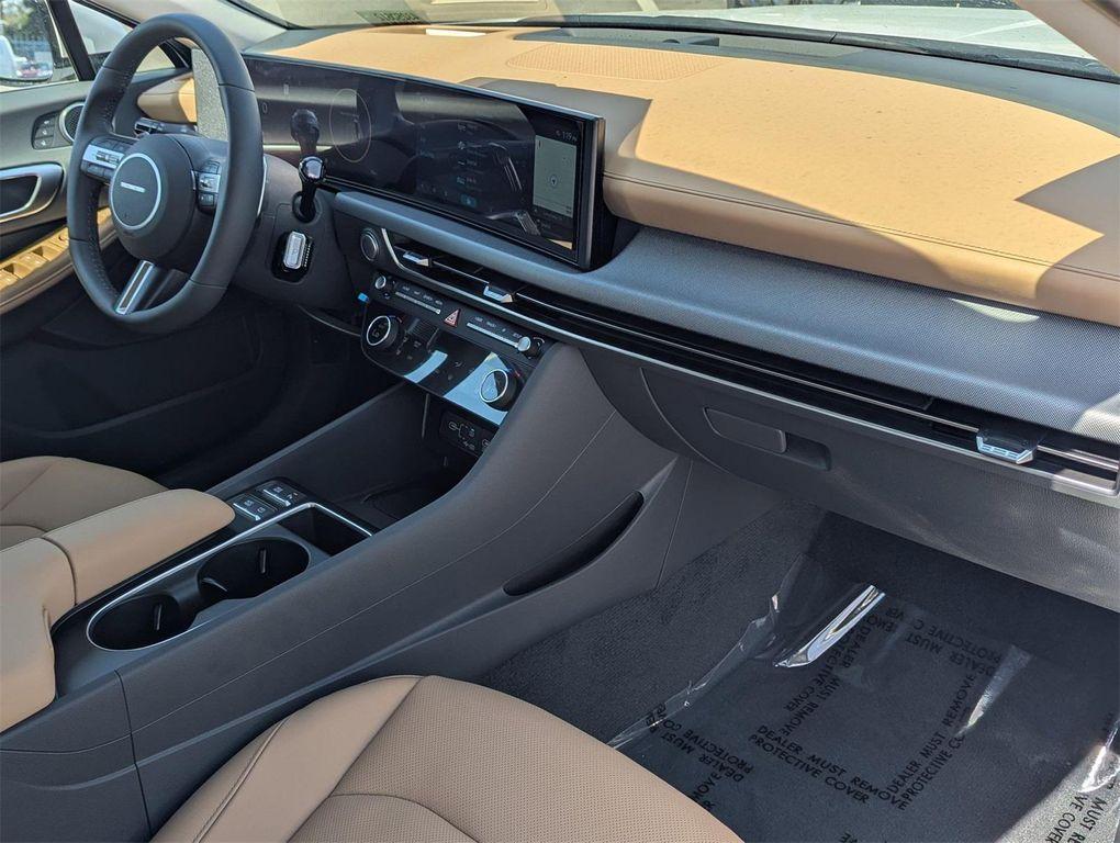 new 2025 Hyundai Sonata Hybrid car, priced at $39,925