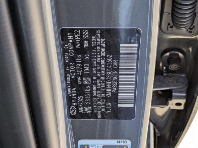 new 2025 Hyundai Elantra car, priced at $31,450