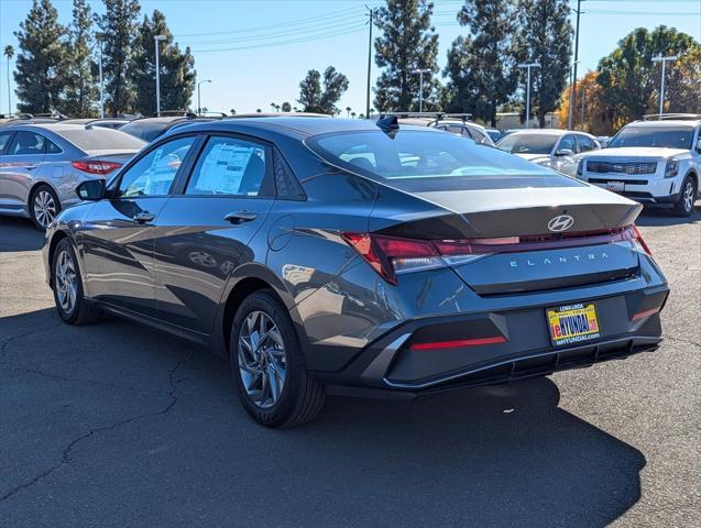 new 2024 Hyundai Elantra car, priced at $25,020