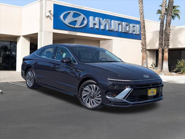 new 2025 Hyundai Sonata Hybrid car, priced at $39,160