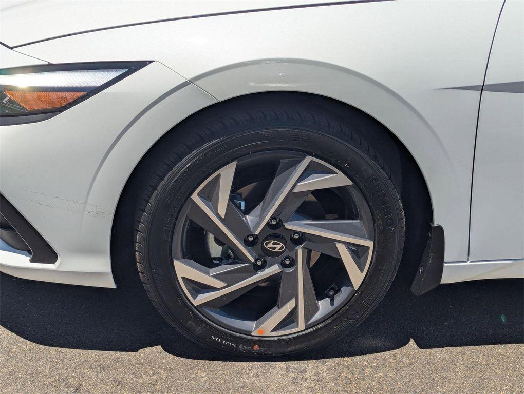 new 2025 Hyundai Elantra car, priced at $25,605