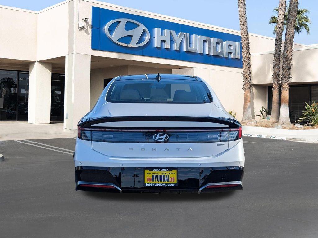 new 2025 Hyundai Sonata Hybrid car, priced at $39,880