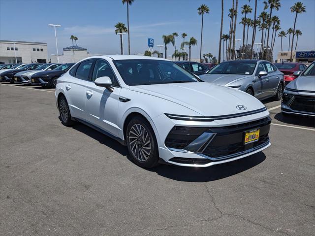 new 2024 Hyundai Sonata Hybrid car, priced at $32,985