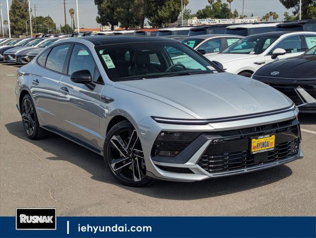 new 2025 Hyundai Kona EV car, priced at $39,095