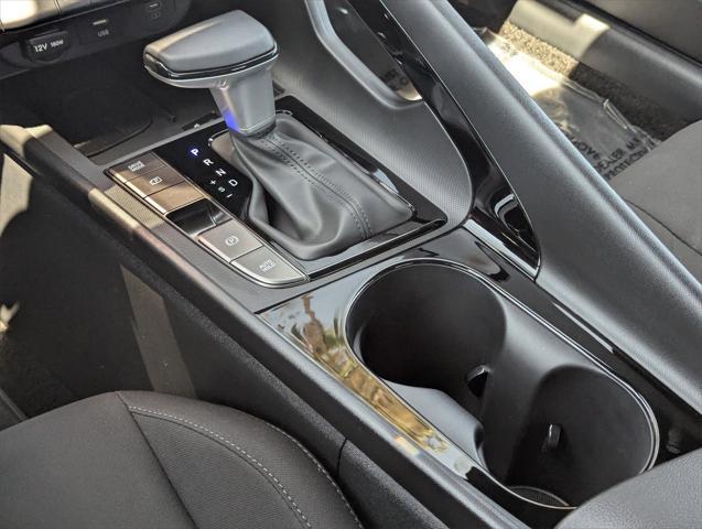 new 2025 Hyundai Elantra car, priced at $29,195
