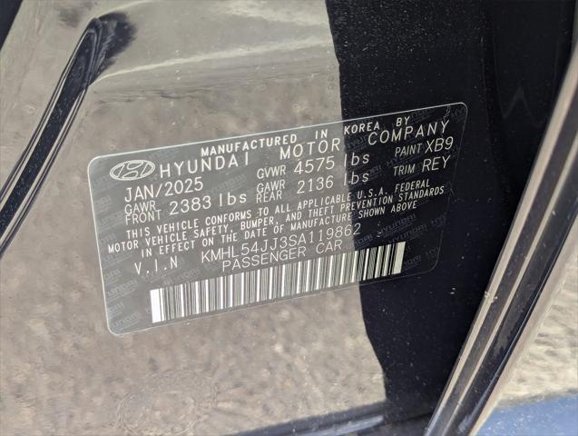 new 2025 Hyundai Sonata Hybrid car, priced at $39,520