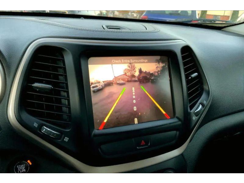 used 2015 Jeep Cherokee car, priced at $12,995