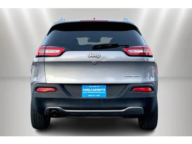 used 2015 Jeep Cherokee car, priced at $12,995