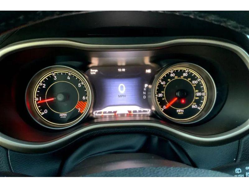 used 2015 Jeep Cherokee car, priced at $12,995