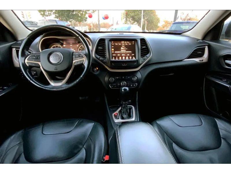 used 2015 Jeep Cherokee car, priced at $12,995