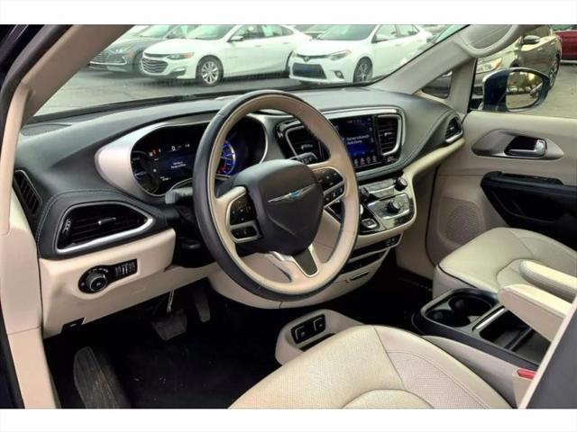 used 2017 Chrysler Pacifica Hybrid car, priced at $15,995