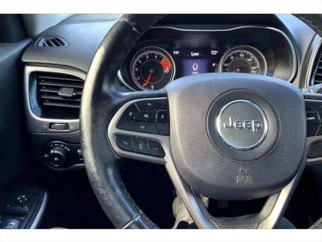 used 2019 Jeep Cherokee car, priced at $16,995