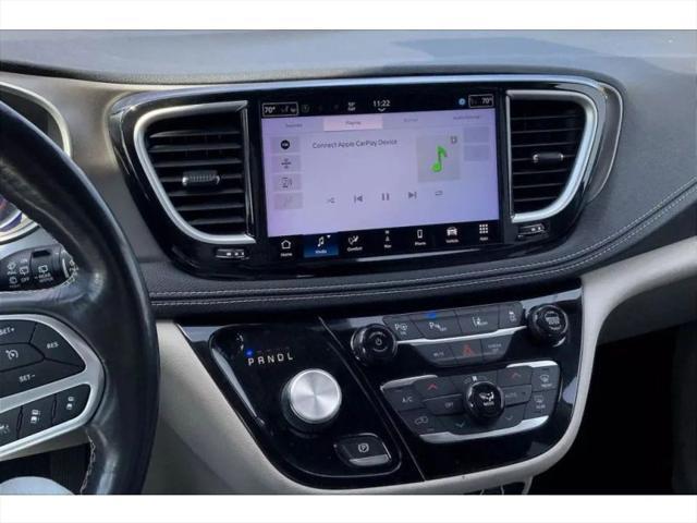 used 2021 Chrysler Pacifica Hybrid car, priced at $26,995