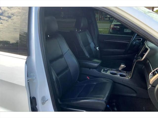 used 2017 Jeep Grand Cherokee car, priced at $17,995