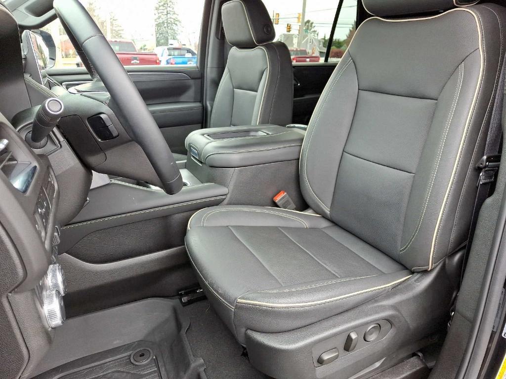 used 2023 GMC Yukon car, priced at $58,990